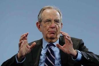 Manovra, Padoan: Non ci sono condoni Manovra, Padoan: Non ci sono condoni