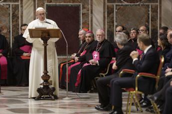 Papa: Europa non è solo regole, non c'è pace senza lavoro e salario dignitoso