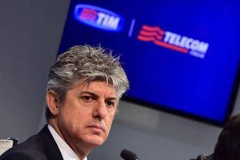 Telecom Italia boss resigns amid 'disagreements' with French shareholder Telecom Italia boss resigns amid 'disagreements' with French shareholder