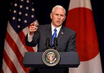 Pence: Tolleranza zero per suprematisti bianchi Pence: Tolleranza zero per suprematisti bianchi