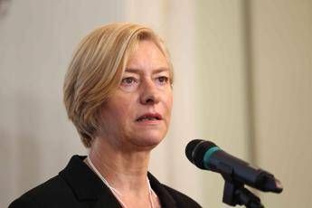 Pinotti backs more integrated European defence Pinotti backs more integrated European defence