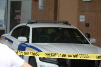 Mi piacciono i ragazzi: massacrato di botte dalla madre, muore a 10 anni Mi piacciono i ragazzi: massacrato di botte dalla madre, muore a 10 anni