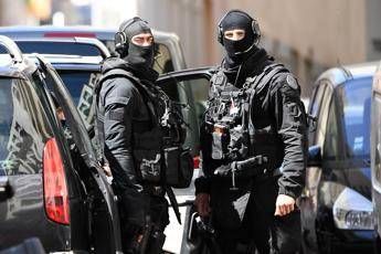 Francia, preparavano attacco kamikaze: 4 arresti a Montpellier Francia, preparavano attacco kamikaze: 4 arresti a Montpellier