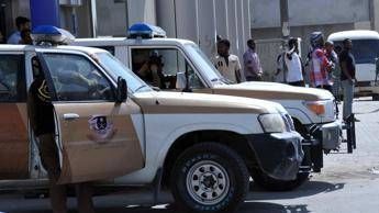 Arabia Saudita, si proclamò ateo su Twitter: condannato a duemila frustate Arabia Saudita, si proclamò ateo su Twitter: condannato a duemila frustate