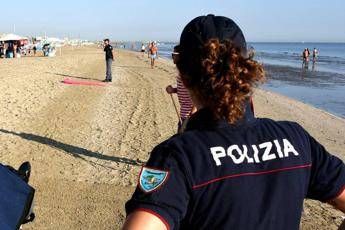 Fulmine tra i bagnanti, grave ragazzino Fulmine tra i bagnanti, grave ragazzino