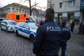 Allarme in Germania per sospetto pacco esplosivo Allarme in Germania per sospetto pacco esplosivo
