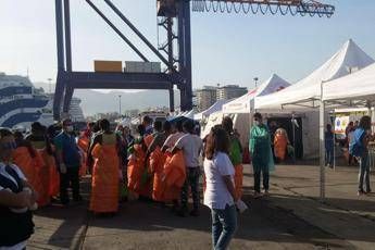 Migranti a Palermo nave con 17 cadaveri bambini tra le vittime