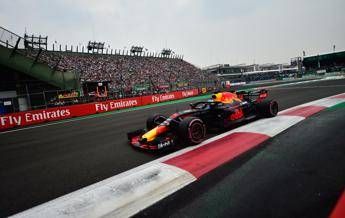 Pole per Ricciardo, Vettel parte quarto Pole per Ricciardo, Vettel parte quarto