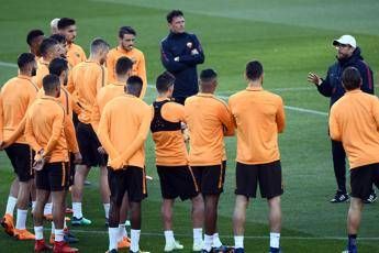 Barcellona-Roma, Nainggolan out Barcellona-Roma, Nainggolan out