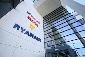 Ryanair, Enac: Sanzioni se accertate violazioni Ryanair, Enac: Sanzioni se accertate violazioni