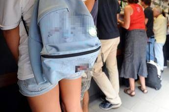 Francia fissa età consenso: sotto i 15 anni è stupro Francia fissa età consenso: sotto i 15 anni è stupro