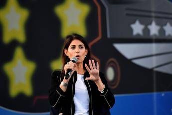 Tavolo su Roma, 17 ottobre incontro Raggi-Calenda Tavolo su Roma, 17 ottobre incontro Raggi-Calenda