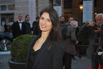 Roma, Raggi: Macchina del fango contro di noi, ma andiamo avanti Roma, Raggi: Macchina del fango contro di noi, ma andiamo avanti