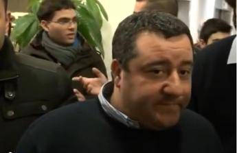 Raiola: Balotelli? L'atteggiamento è la nota più positiva, le qualità non sorprendono Raiola: Balotelli? L'atteggiamento è la nota più positiva, le qualità non sorprendono