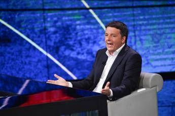 Renzi: Votare governo Di Maio sarebbe tradire elettori Pd Renzi: Votare governo Di Maio sarebbe tradire elettori Pd