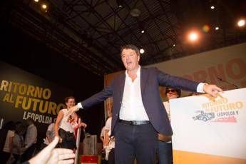 Renzi: Non lasciamo l'Italia ai cialtroni Renzi: Non lasciamo l'Italia ai cialtroni