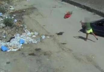 'Natale coi lordazzi', multe a chi sporca la città 'Natale coi lordazzi', multe a chi sporca la città