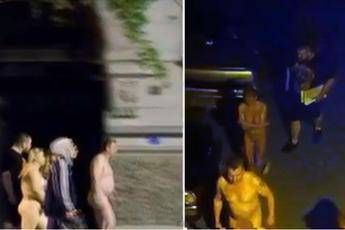 Blitz nel bordello, prostitute e clienti nudi in strada (Foto) Blitz nel bordello, prostitute e clienti nudi in strada (Foto)