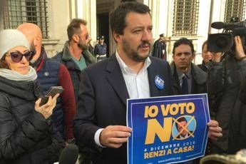 Salvini: Voti per il Sì comprati all'estero /Video Salvini: Voti per il Sì comprati all'estero /Video