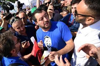 Salvini a Pontida: Un mare di gente perbene Salvini a Pontida: Un mare di gente perbene