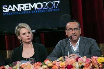 Sanremo 2017, Maria De Filippi al fianco di Conti: Volevo il top /Video Sanremo 2017, Maria De Filippi al fianco di Conti: Volevo il top /Video