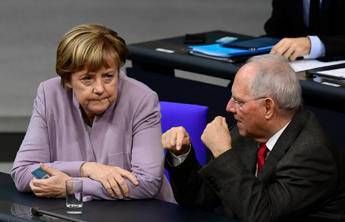 Ue, Schauble: Urgente difesa unica europea Ue, Schauble: Urgente difesa unica europea