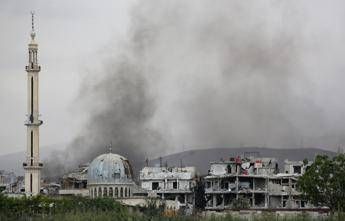 Ue: Prove su uso armi chimiche in Siria Ue: Prove su uso armi chimiche in Siria