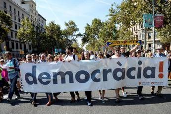 Spagna, Procura non esclude arresto presidente catalano Spagna, Procura non esclude arresto presidente catalano