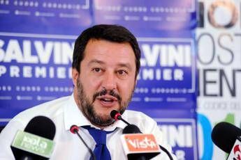 Salvini: Data scadenza per assegno mantenimento figli Salvini: Data scadenza per assegno mantenimento figli