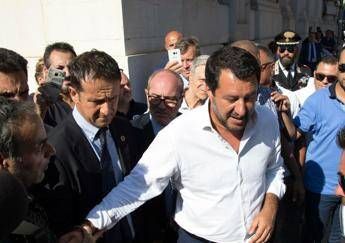 Salvini rilancia la leva Salvini rilancia la leva
