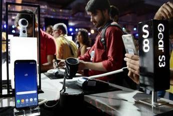 Samsung Galaxy S8 e S8+ arrivano in Italia, è boom prevendite Samsung Galaxy S8 e S8+ arrivano in Italia, è boom prevendite