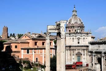 San Giuseppe dei Falegnami, gioiello del '600 San Giuseppe dei Falegnami, gioiello del '600