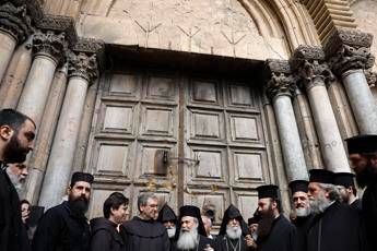 Santo Sepolcro, Netanyahu fa marcia indietro Santo Sepolcro, Netanyahu fa marcia indietro