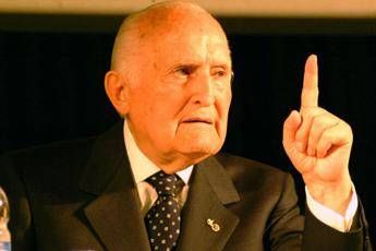 Non ci sto, quando lo disse Scalfaro Non ci sto, quando lo disse Scalfaro