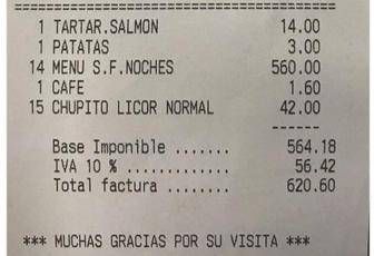 Pamplona, la polizia fa pagare a 14 italiani il conto della cena Pamplona, la polizia fa pagare a 14 italiani il conto della cena