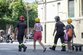Psicologa e sfollata aiuto chi come me è senza casa Psicologa e sfollata aiuto chi come me è senza casa