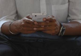 Allarme smartphone, bug attacca Android Allarme smartphone, bug attacca Android