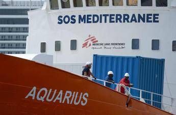 Attaccata sede Sos Mediterranée a Marsiglia Attaccata sede Sos Mediterranée a Marsiglia