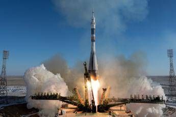 Nuova missione nello spazio, tre astronauti verso la Iss Nuova missione nello spazio, tre astronauti verso la Iss