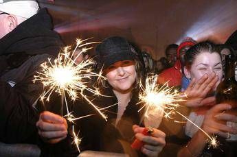 Per il cenone di Capodanno italiani spenderanno 1,4 mld (+20%) Per il cenone di Capodanno italiani spenderanno 1,4 mld (+20%)