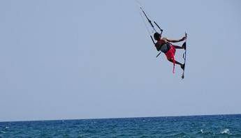 Irene Tari, 15 anni e obbiettivo Olimpiadi per la promessa azzurra del kitesurf Irene Tari, 15 anni e obbiettivo Olimpiadi per la promessa azzurra del kitesurf
