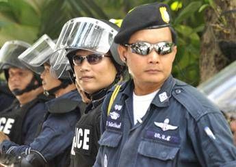 http://www.adnkronos.com/rf/image_size_400x300/Pub/AdnKronos/Assets/Immagini/Redazionale/T/Thailandia_polizia_xin.jpg