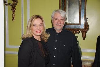 Ladri in casa di Ricky Tognazzi e Simona Izzo: rubati gioielli Ladri in casa di Ricky Tognazzi e Simona Izzo: rubati gioielli