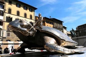 Apparirà una tartaruga gigante in piazza della Signoria