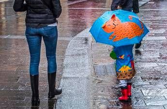 Bomba d'acqua su Roma: crolli e traffico in tilt Bomba d'acqua su Roma: crolli e traffico in tilt