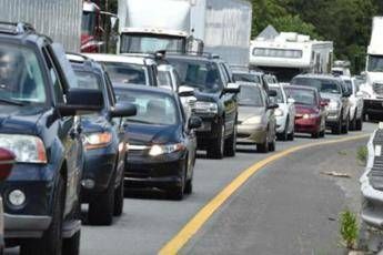 Roma, Pontina chiusa: è caos Roma, Pontina chiusa: è caos