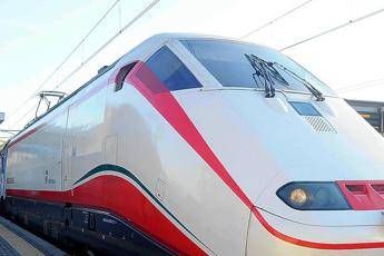 Treni fermi, domenica a rischio caos Treni fermi, domenica a rischio caos