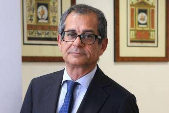 Rettore Tor Vergata: Tria economista di straordinarie capacità Rettore Tor Vergata: Tria economista di straordinarie capacità