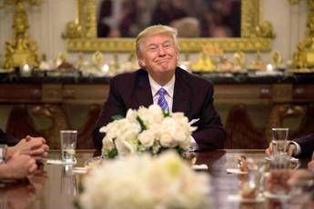 Gb, 1 milione di firme per la petizione contro la visita di Trump Gb, 1 milione di firme per la petizione contro la visita di Trump