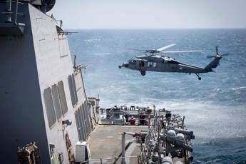 Cina, nave da guerra Usa punta Triton Island. Furia Pechino Cina, nave da guerra Usa punta Triton Island. Furia Pechino